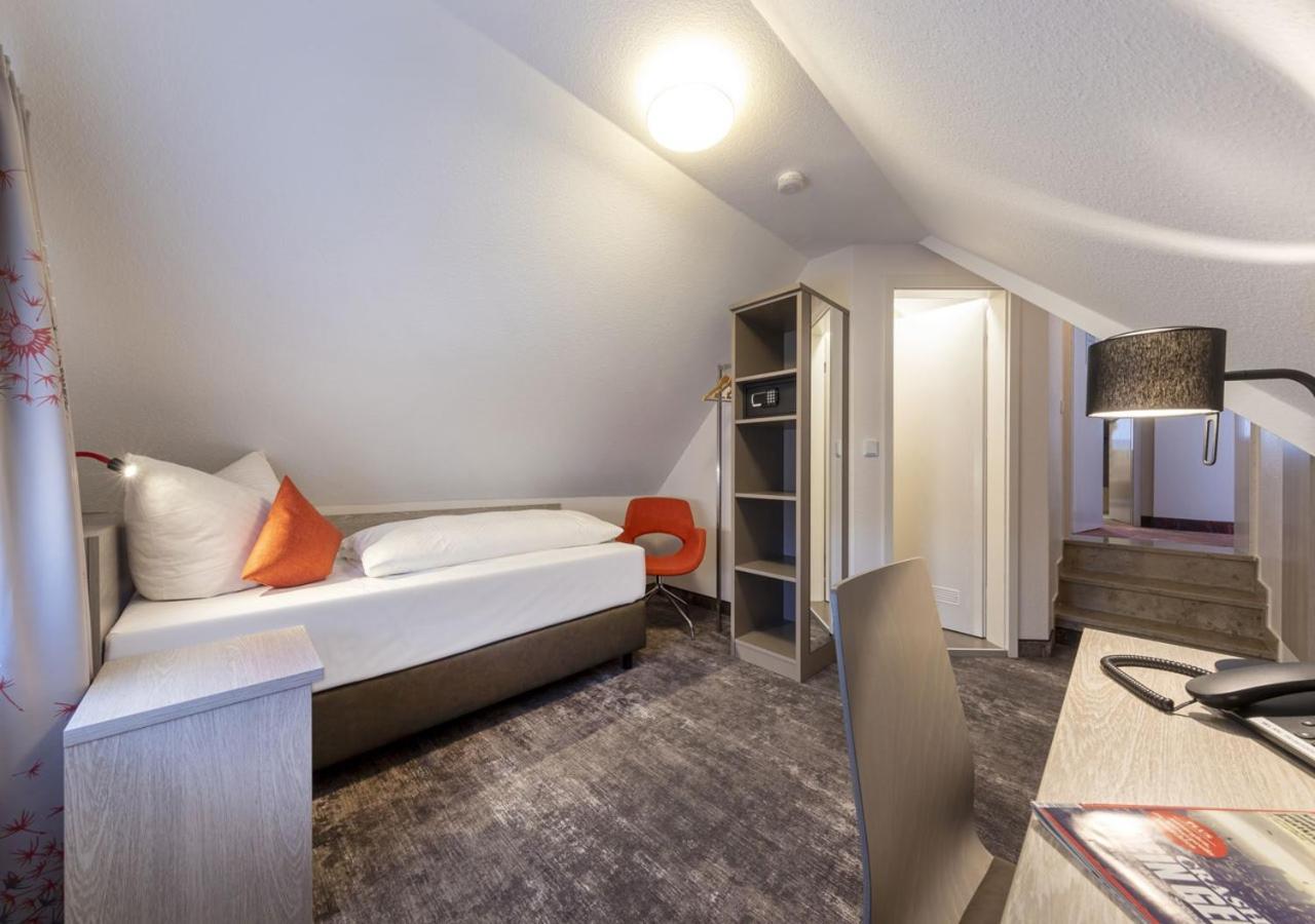 Hotel Alte Baeckerei Nidderau Exteriör bild